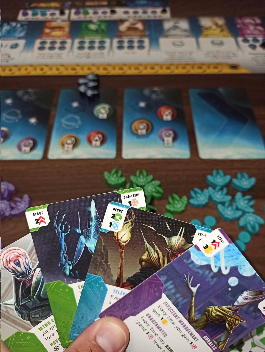 babylon__games's tweet image. Age of Galaxy @trzewik is a smart and fun strategy game that packs the feel of a big civilization building game into a smaller, faster format. It’s competitive, easy to play again and again, and rewards good planning. 

#boardgames #geek #brettspiele #game #ボードゲーム #보드게임