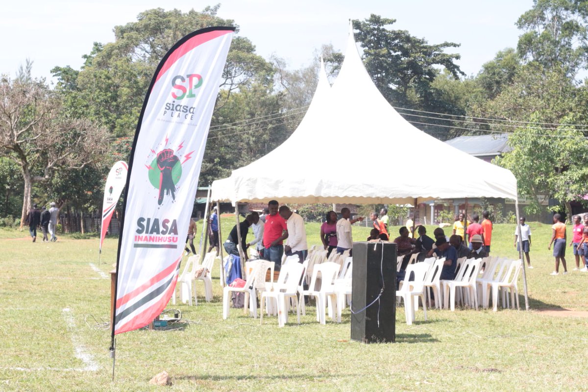 MsingiAdili's tweet photo. How does inclusion of the deaf community look like in our societies and the broader perspective of our national and county development plans? During this deaf awareness month @limitl48913 is hosting an art Expo hapo bomani mumias central ward #DefendRecordYako @siasaplace https://t.co/pxOnIbuyCM
