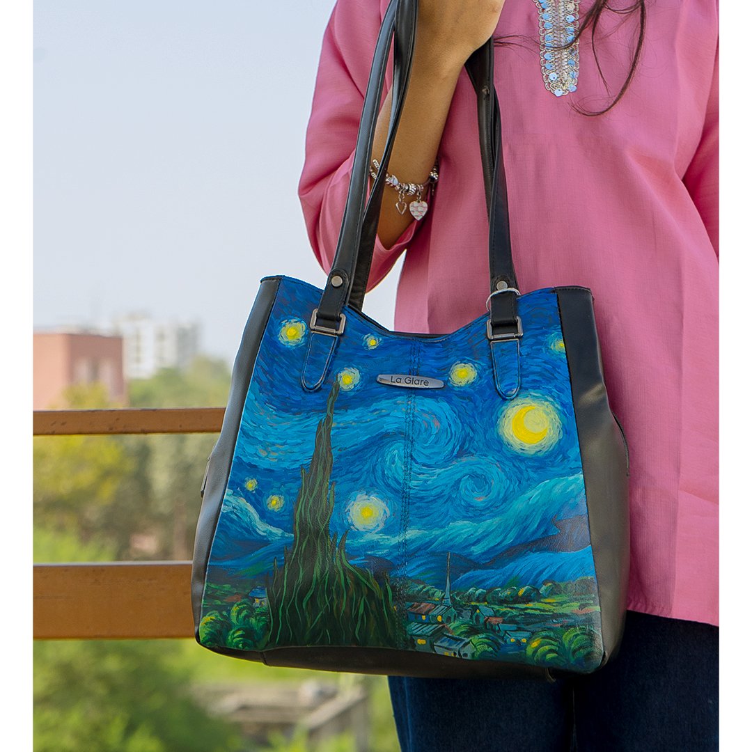 rootshands's tweet photo. Carry a masterpiece with you! This Van Gogh-inspired tote bag blends art and fashion effortlessly.
#rootshands #handbag #leathercraft #handcraft https://t.co/rFlNYu92gL