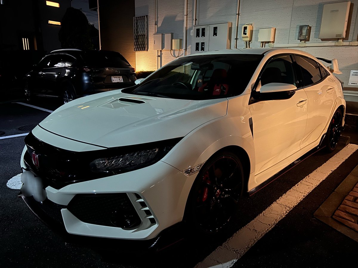 ぱっと見は綺麗だけど、フォグとフェンダー歪みました🫠