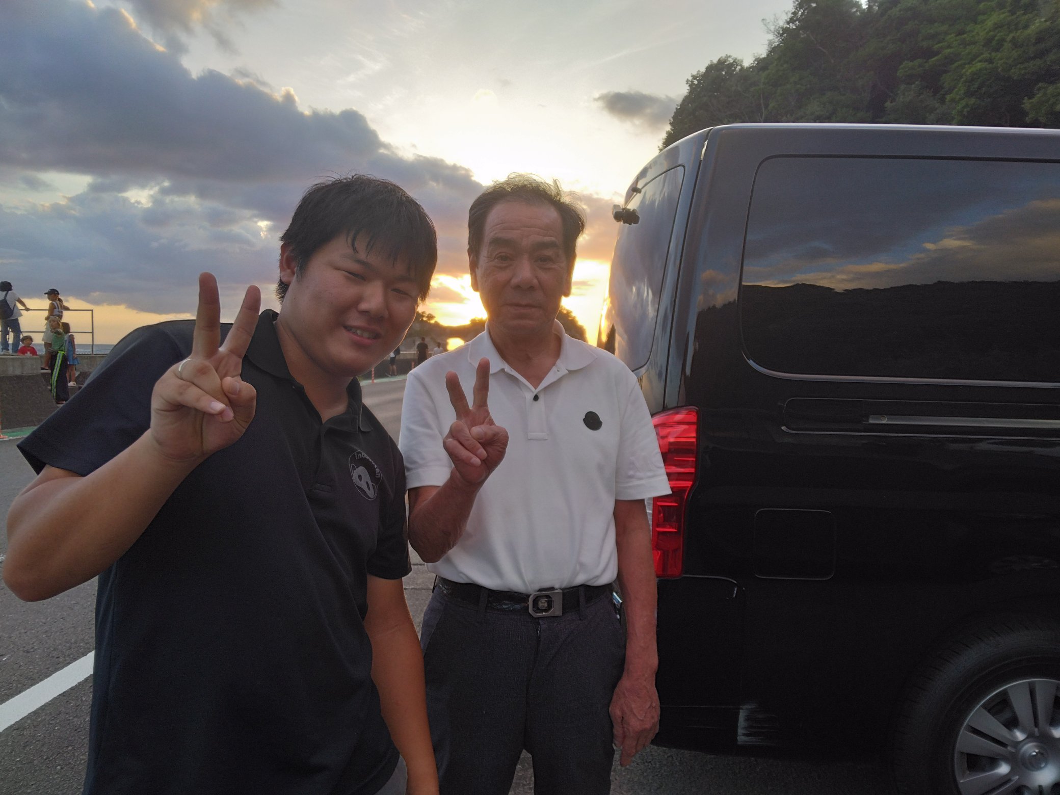 非売品　希少　的場文男　勝負服柄　的ムチ Gjutr-kaIAAtnxu.jpg