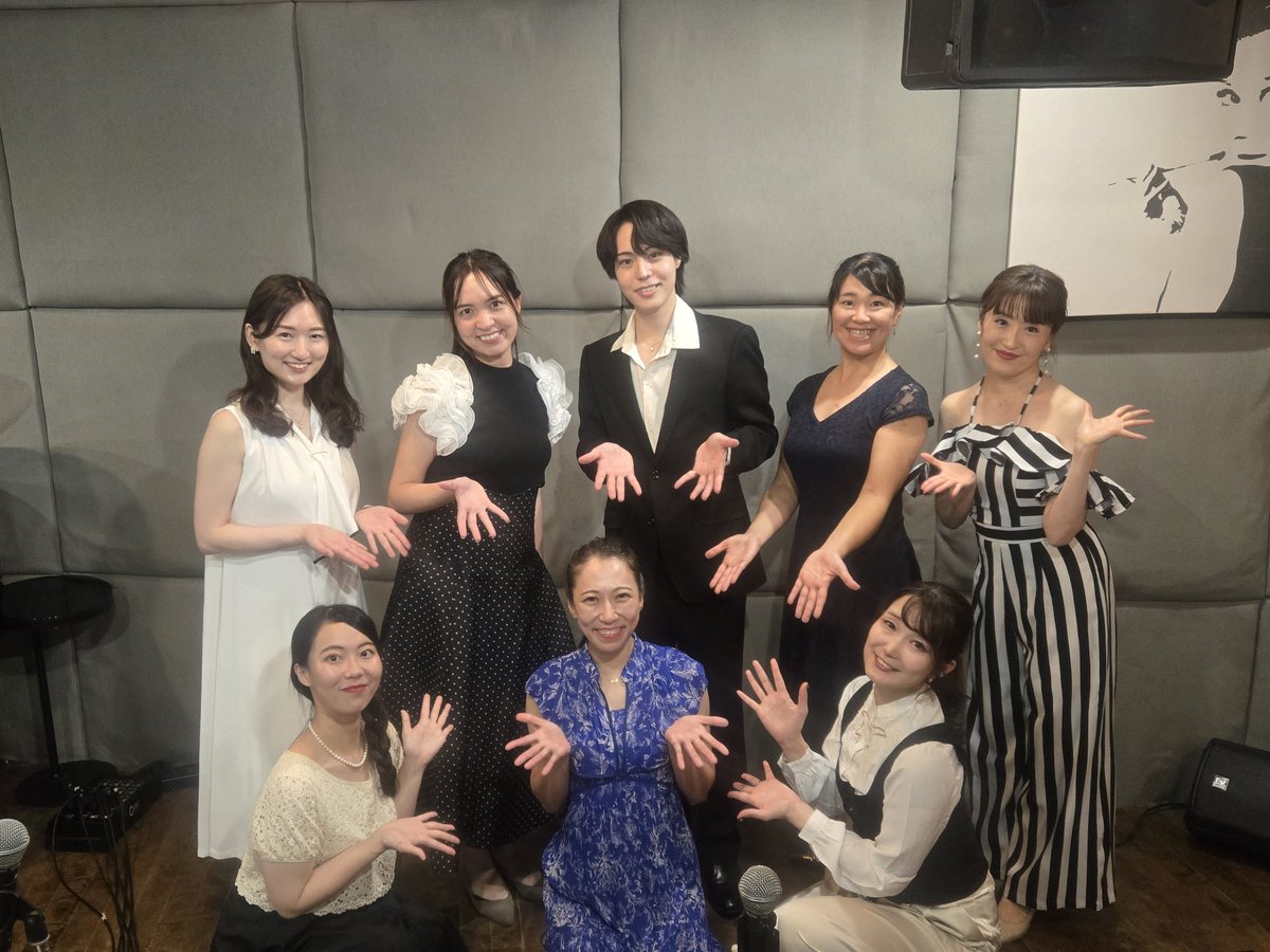 MLTT2024's tweet photo. 「Yurie′s BD Special」
お陰様で無事終演致しました。
沢山の御来場と温かい応援を賜り、誠にありがとうございました。
#竹内百合恵 さん改めてお誕生日おめでとうございます👏
Guestの #天丸翼 さん、素敵なパフォーマンスをありがとうございました!
次回公演をお楽しみに!
#BDspecial https://t.co/dAUTp4Pymi