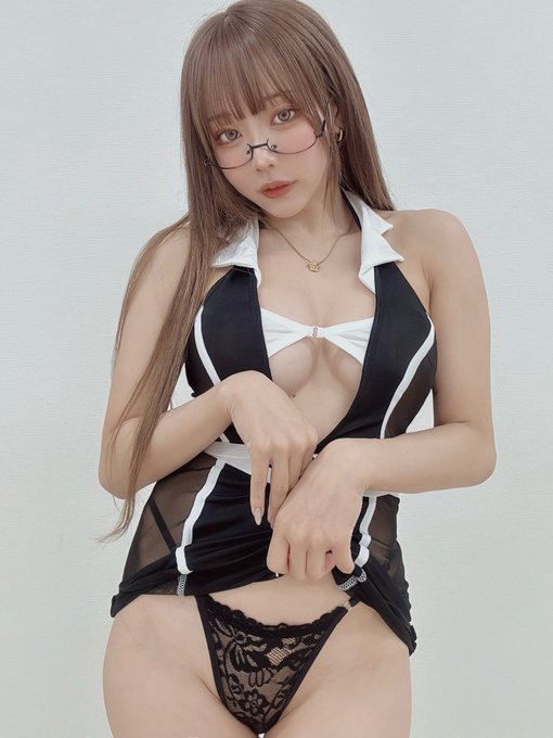 コスプレイヤーりなしぃのTwitter画像35