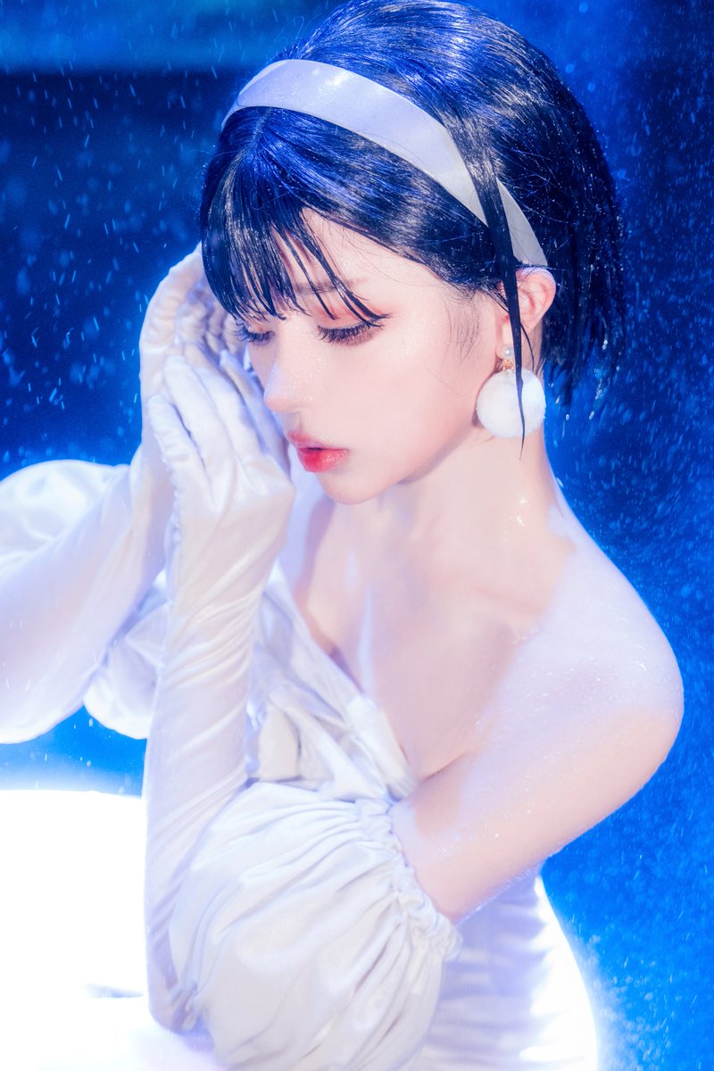 Alien Stage cos  

미지수아

미지 - 미미 <a href="/mimimimicos/">미미</a>
수아 - 가 은 <a href="/gggani_/">가 은</a>

p. 르하 

#alnst #에이스테 #mizisua #alienstage