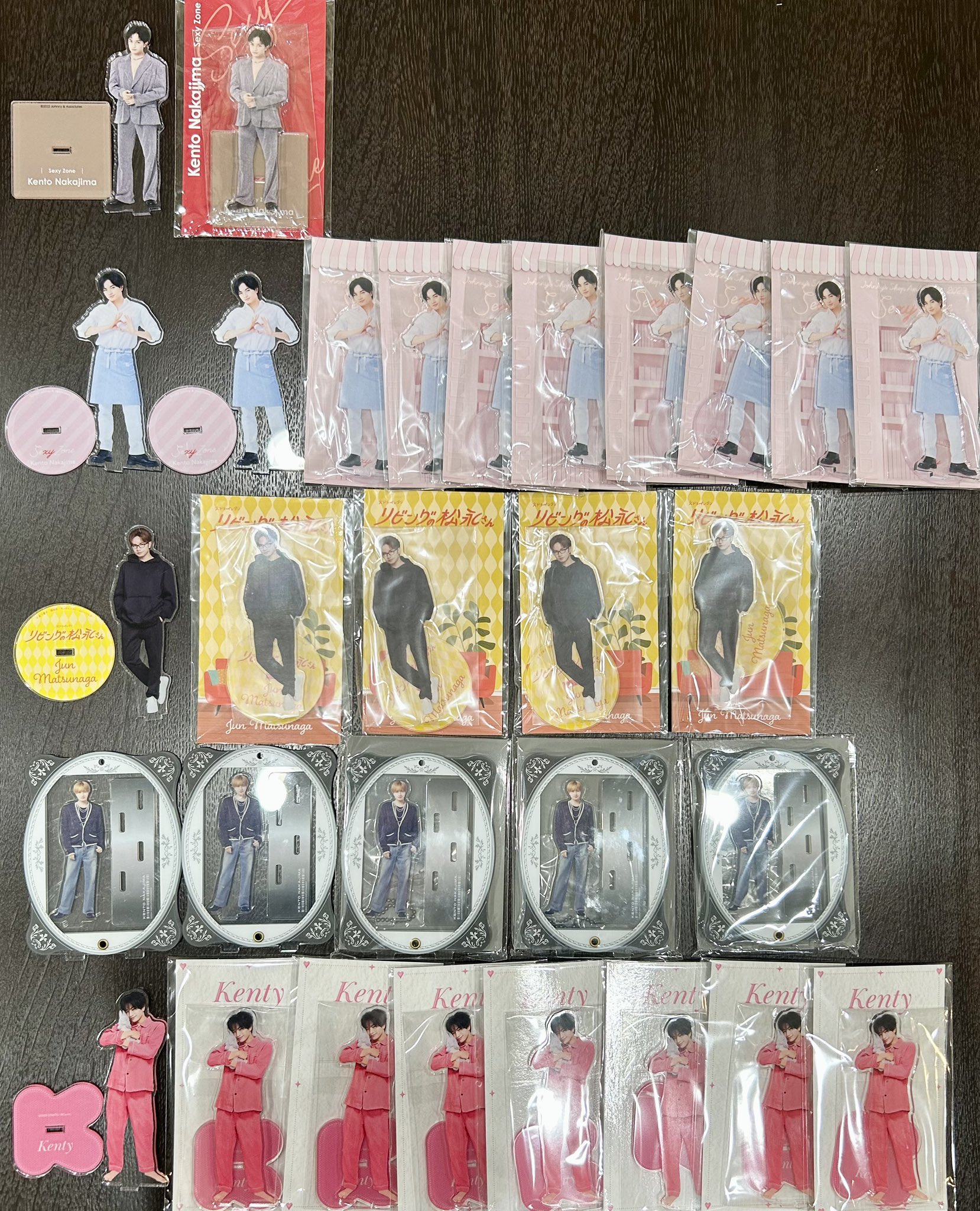 【貴重】中島健人アクスタ、トレカ 5点セット Amazon.co.jp: 中島健人グッズ（アクスタ等） : おもちゃ
