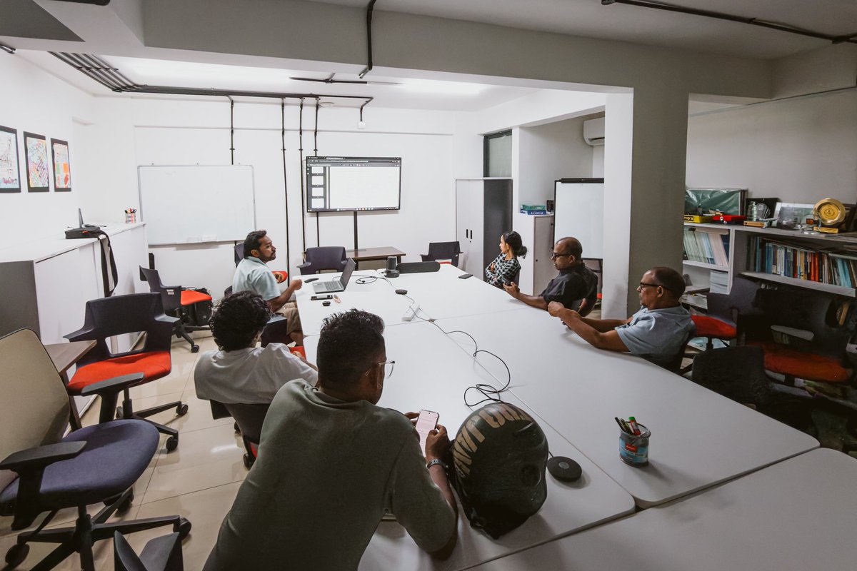 Local Medias and <a href="/mjamaldives/">Maldives Journalists Association</a> started working on creating a self-regulatory media regulation body 

#CRTLehNukureveyne #AmalehNukuraanan 
#FahathakahNujeheynan