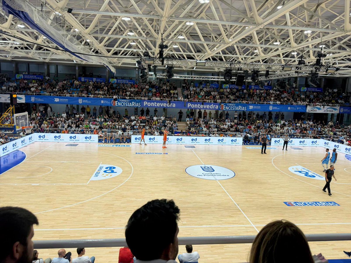 EspinayDelfin's tweet photo. 🏀 Este fin de semana el @ADC_EncestaRias celebró su décimo aniversario con la presencia del Real Madrid, Baskonia, Valencia Basket y Río Breogán.

🗓️ Este torneo ya se ha convertido en un cita ineludible de la pretemporada de baloncesto.

👏 ¡Enhorabuena a todos los implicados! https://t.co/oSfMdVPql8