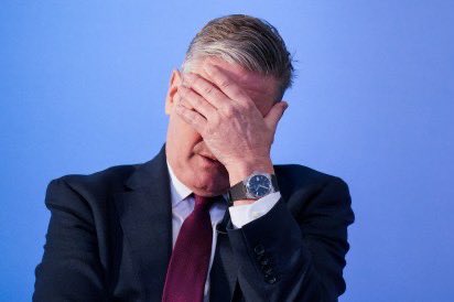 Η Παλαιστίνη, μετά την αναγνώρισή της ως κράτος από το ΗΒ, ζητά αποζημιώσεις 2 τρις λιρών από την άλλοτε αυτοκρατορία, για την κυριαρχία τους από το 1917 έως το 1948.
Αυτό είναι το ευχαριστώ προς τον Starmer.
Καλά να πάθουν οι ηλίθιοι Βρετανοί, με τον μαλάκα ΠΘ που εξέλεξαν.