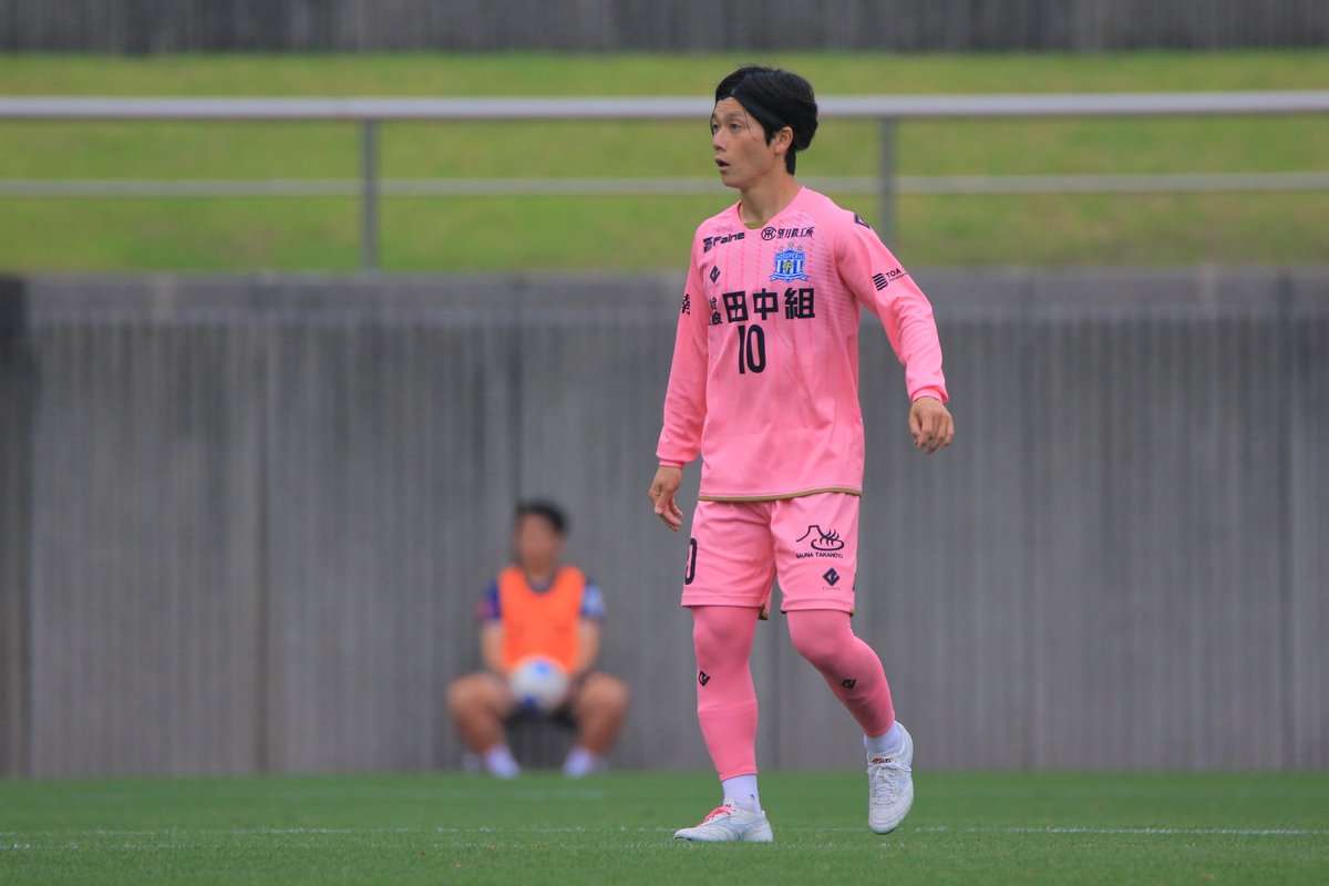 《東海サッカーリーグ1部優勝記念🏆》

感謝を込めて、今シーズンNo.10ユニホーム
直筆サイン入り、抽選で3名様へプレゼント❗️

・ホームユニホーム(L)
・アウェイユニホーム(L)
・ホームJr.ユニホーム(140cm)

📱応募方法
1.<a href="/sh0t1me444/">松本 翔</a> をフォロー
2.この投稿を9月28日(日)23時59分までにリポスト