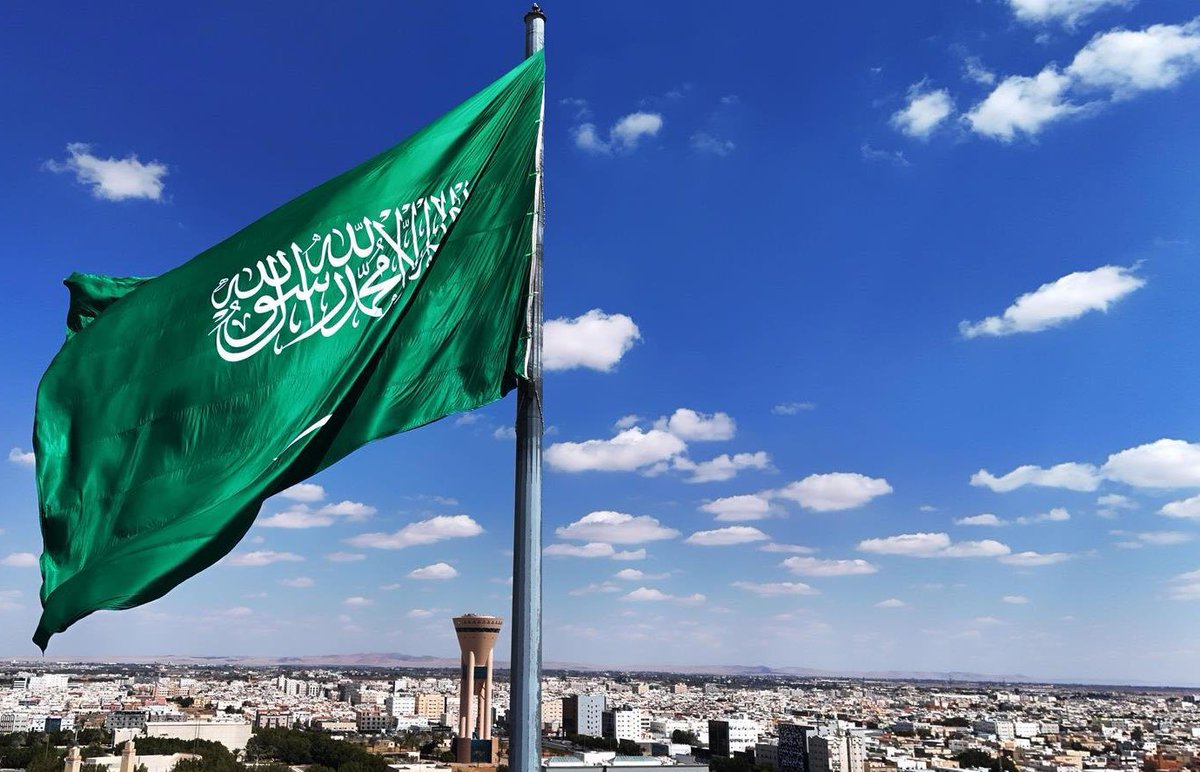 اليوم الوطني يرسخ معاني الفخر والانتماء.

(وكالة الأنباء)

-