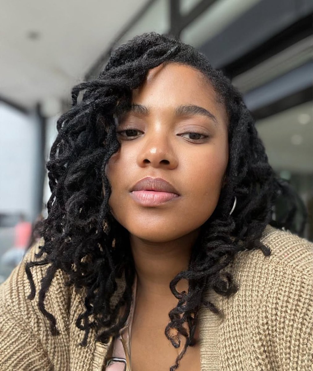 Sanelle_Mbatha's tweet image. SAY IT.. 🤍🙈