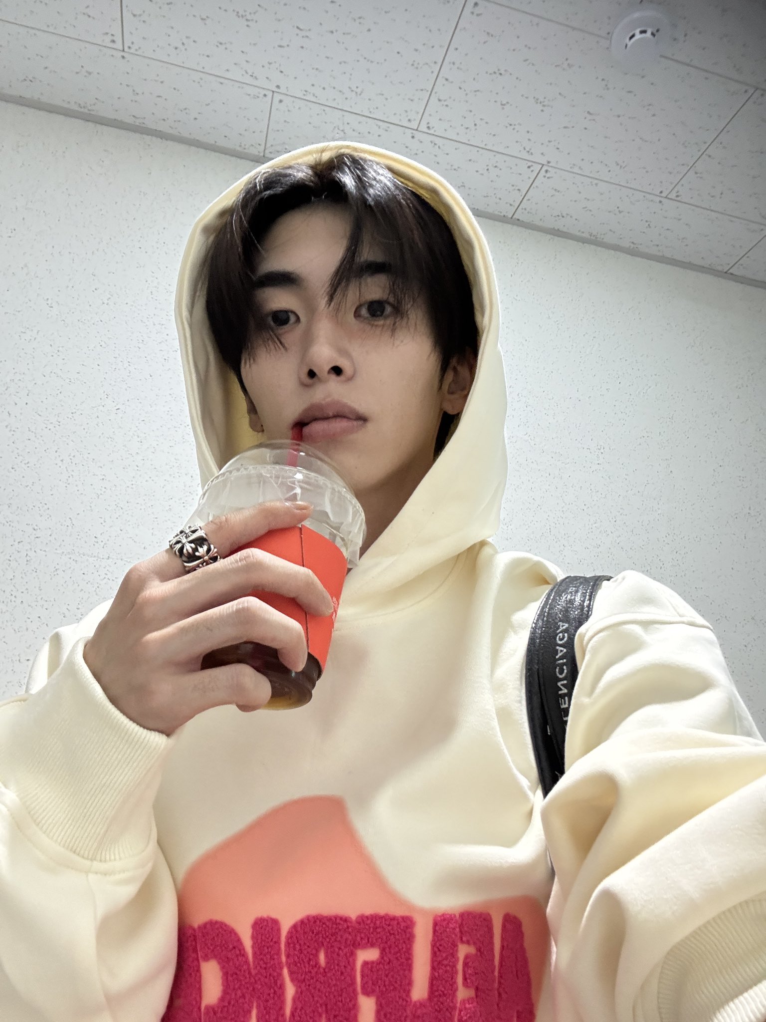 イドンヨル 이동열 이동열 LEE DONGYEOL (@leedongyeol_official) • Instagram