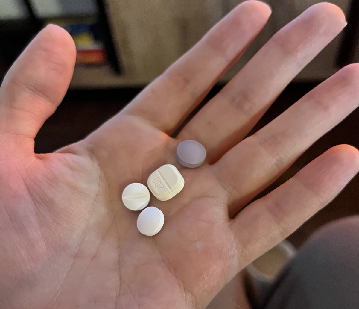 Neurodivergentes be like: hmmm breakfast