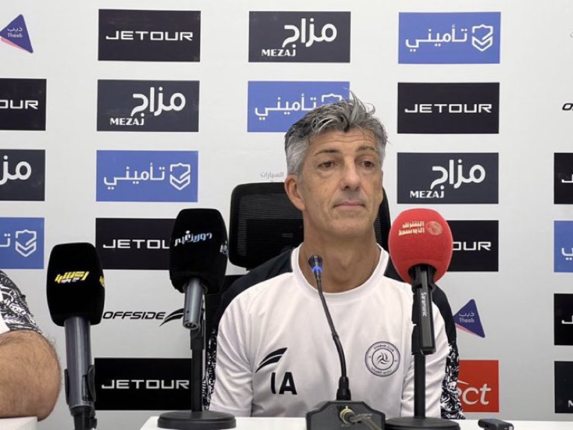 مــحــمد DES (@des_shfc) on Twitter photo اتمنى اليوم ان م يرجع يكرر نفس أخطائه باختيار تشكيلة غير مناسبة
والخوف الكبير الي يراودني اليوم 
انه بيتفلسف ويعتمد على لاعبين الدكة ونشوف الكابوس ماجد عبدالله اساسي !
حنا فريقنا الأساسي سيئ يعني مجرد تفكير باعتماد على لاعبين الدكة كارثة ! اتمنى اليوم ان م يرجع يكرر نفس أخطائه باختيار تشكيلة غير مناسبة
والخوف الكبير الي يراودني اليوم 
انه بيتفلسف ويعتمد على لاعبين الدكة ونشوف الكابوس ماجد عبدالله اساسي !
حنا فريقنا الأساسي سيئ يعني مجرد تفكير باعتماد على لاعبين الدكة كارثة !