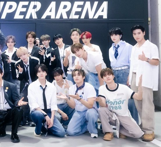 Lucuuu TBZ sma Dream sebelahaan😍
Apalagi Renjun sma Younghoon deketan😆