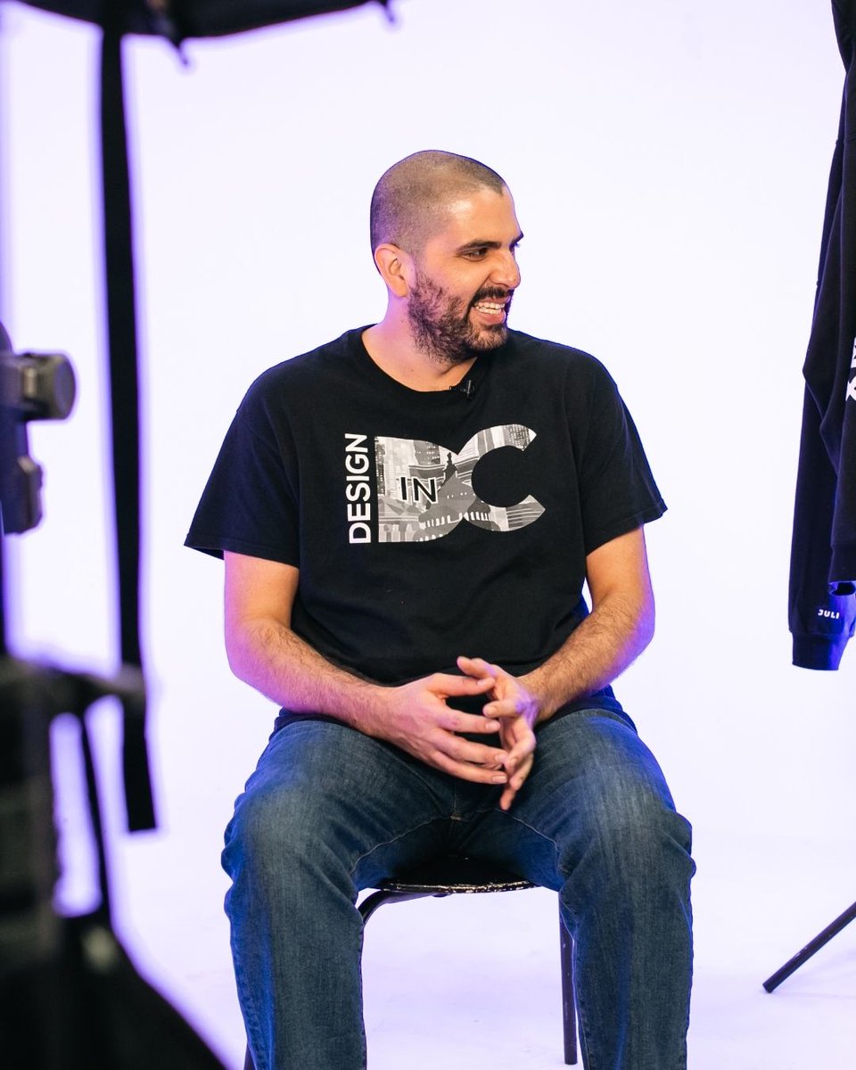 DesignInDC's tweet image. Meet Mike Hernandez, our SEO powerhouse. 🧠 

With 13+ years of experience, he&apos;s mastered the art of ranking high and writing right. 

From bilingual content to site audits, he’s the guy making sure Google finds you.

#MeetTheTeam #SEOExpert #LanguageMatters #SEO #DesignInDC