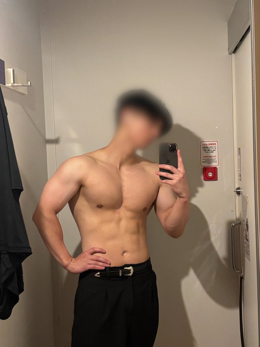 圧死する🗼🚃

#筋トレ #筋肉