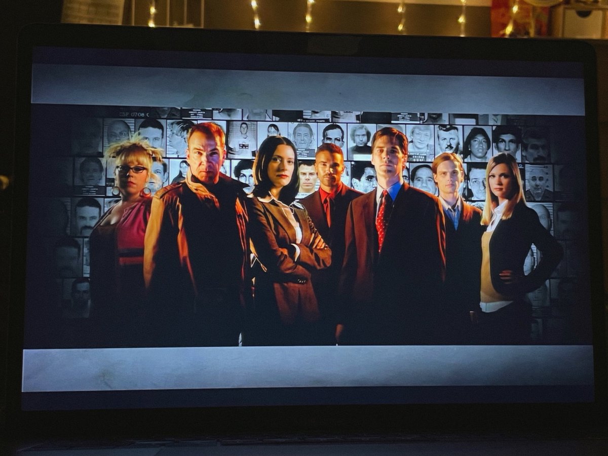 totallyprentiss's tweet photo. happy 20th birthday to the best tv show ever. criminal minds, you’ll always be THAT show <3 https://t.co/Y3YJdoEtbk