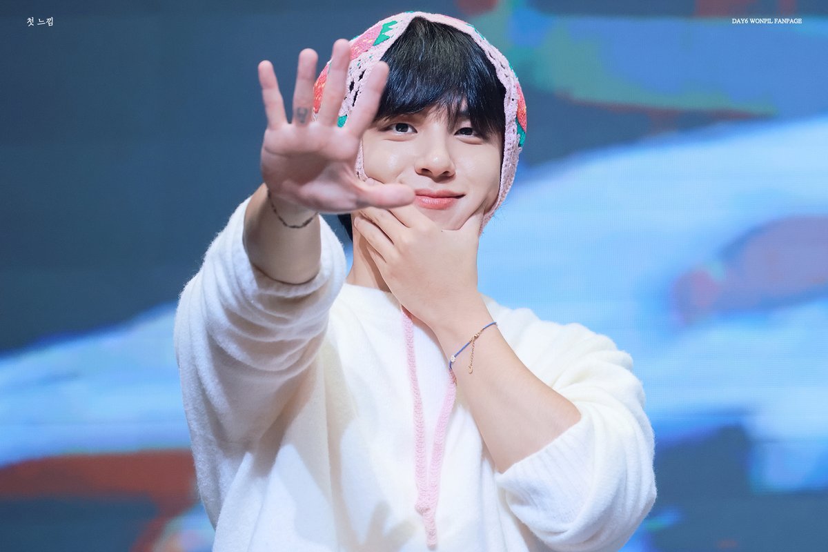 첫 느낌 tweet media