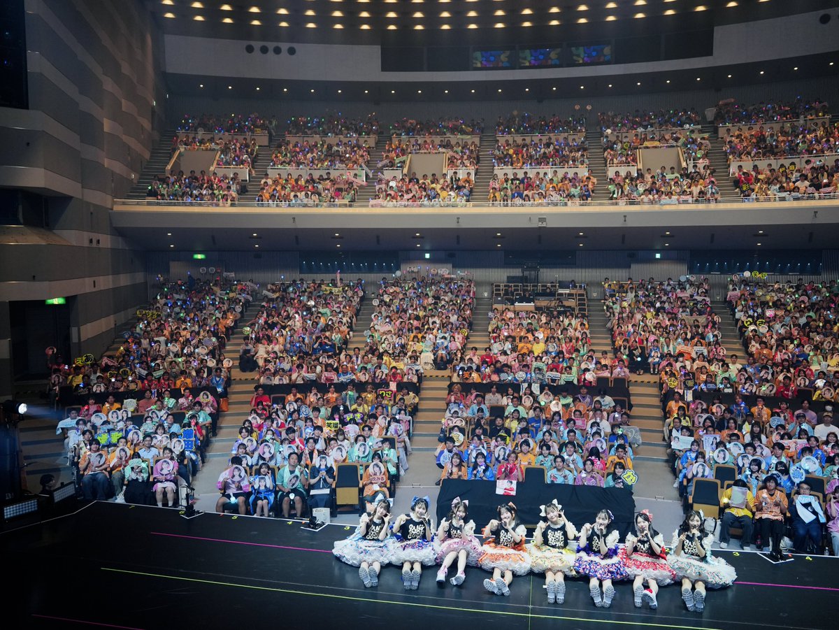 最高のツアー広島 集合写真🌎】 本日の完売公演🤍 ありがとうご