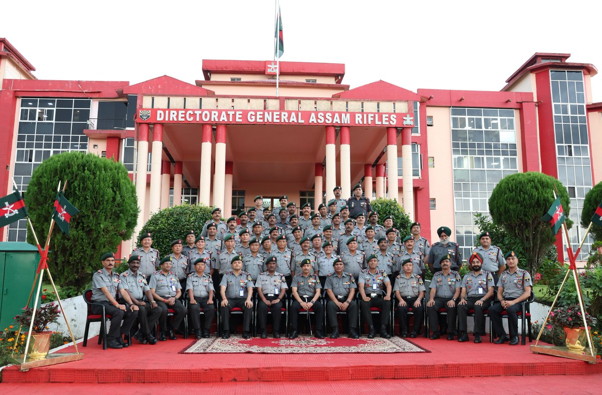 ASSAM RIFLES ORGANISES SUBEDAR MAJOR'S CONCLAVE IN SHILLONG
Directorate General of #AssamRifles on 22 Sep 2025 organised a Subedar Major’s Conclave in Shillong, bringing together all Subedar Majors of the Force. The conclave focused on enhancing leadership roles, strengthening
