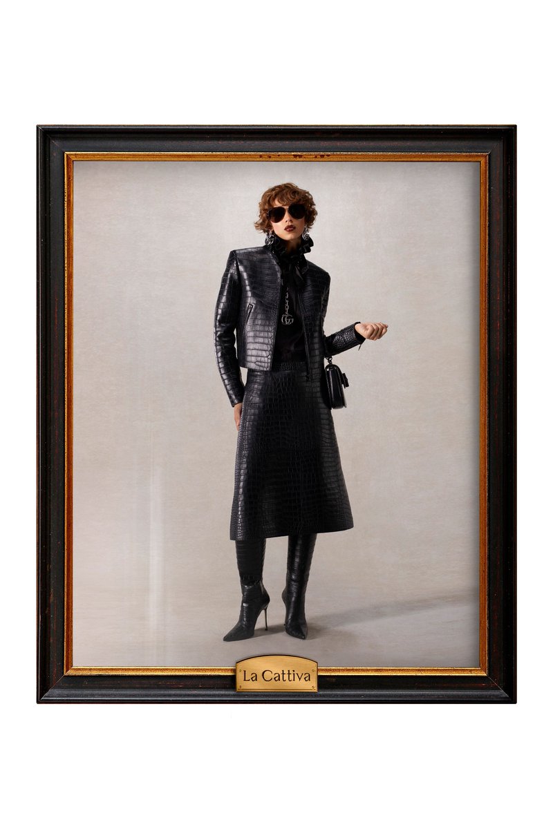 enrihannaaa's tweet photo. Gucci SS26, Demna’s debut for the house https://t.co/ueDIzKmp4y