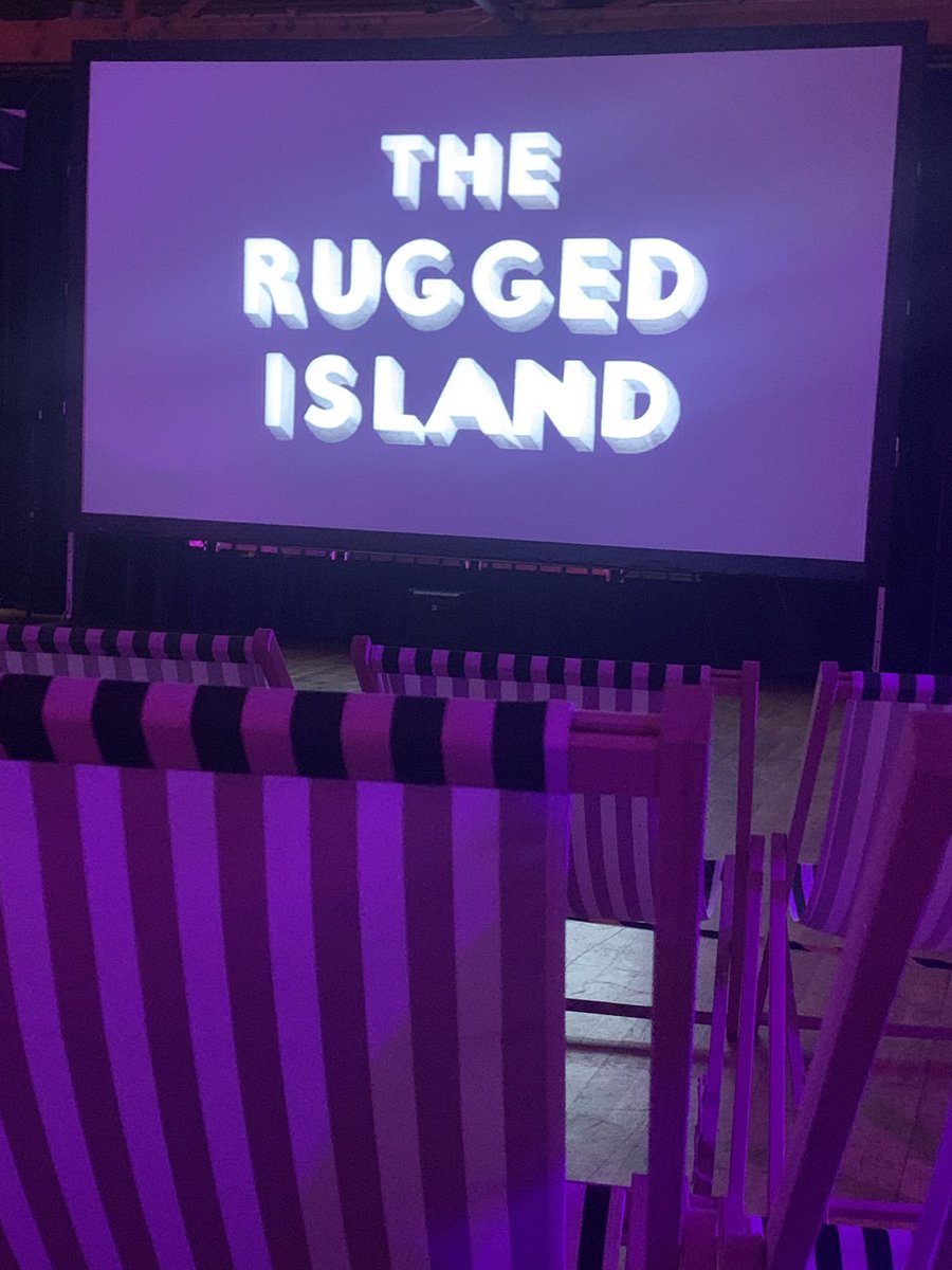 SiobhanSynnot's tweet image. Had a ball at Tiree #seachange watching films, listening in on acting and animation workshops, meeting up with Kerry Fox and Amy Liptrott and eating top notch local cake.
My report is on The Mix on @BBCRadioScot this afternoon