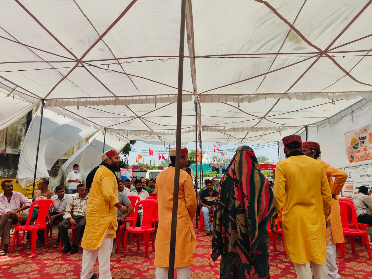 DiprKathua's tweet image. Swachhta Pledge was taken at Lok Kalyan Mela &amp;amp; PM Awas Mela Shehri by MC Kathua, along with a Nukkad Natak highlighting govt initiatives &amp;amp; welfare measures. 🌿
#SewaParv2025 #SwachhBharat #CommunityAwareness
@diprjk