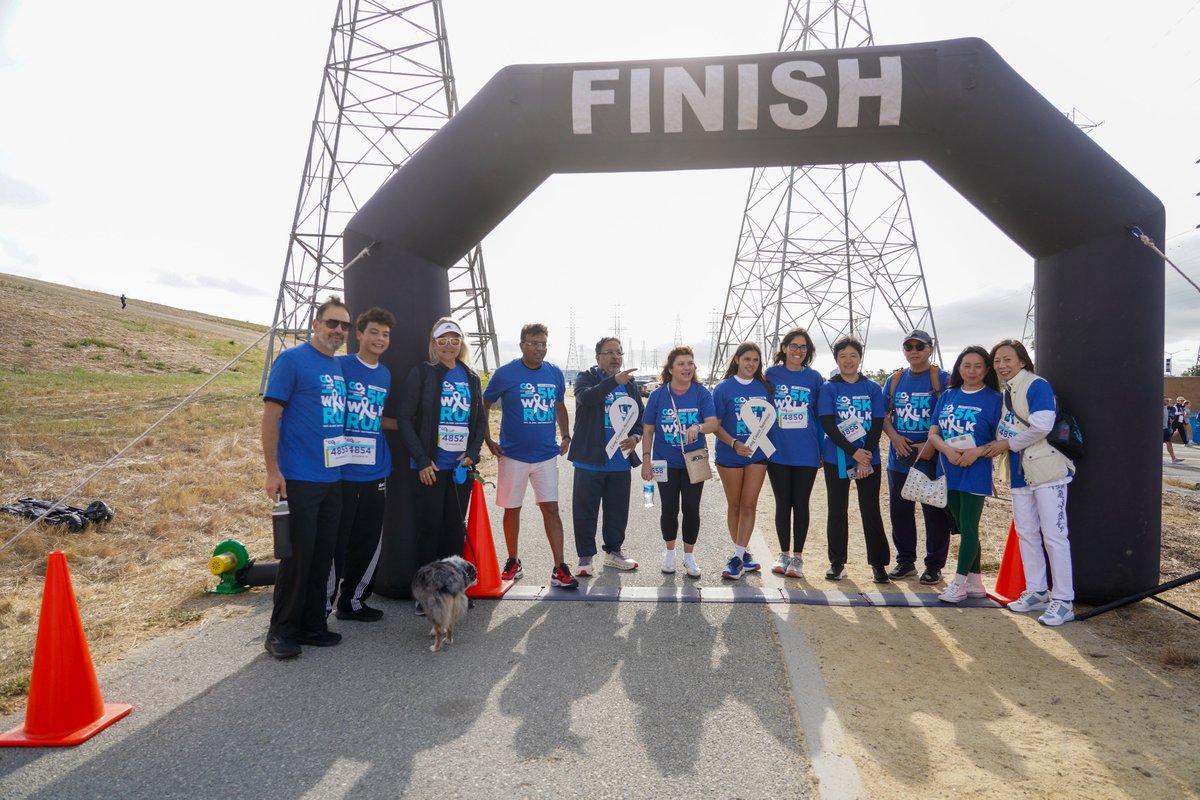 acmoorephd's tweet image. Very proud of my colleagues who participated in the @GO2forLungCancr San Francisco 5K Run/Walk yesterday in support of the #lungcancer community! #LCSM