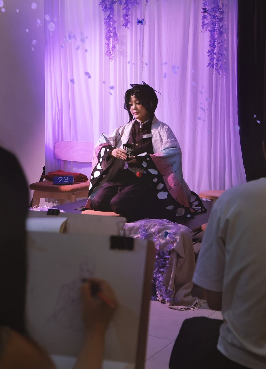 chillxfire's tweet photo. สวัสดีค่ะ 🫡 ขออนุญาตโปรโมตงานในนามศิลปินกลุ่ม 3 คนในชื่อชิลไฟนะคะ พวกเราจัดกิจกรรมวาดรูปจากแบบจริงกันเดือนละครั้ง วาด gesture กันทุกอาทิตย์ ใครสนใจต้นเดือนหน้าจะมีวาดกันอีกในธีมฮัลโลวีนค่ะ ทักมาสอบถามได้นะคะ 💪🎃
✏️ FB&amp;IG: ChillxFire https://t.co/rwOQF0c5Uc