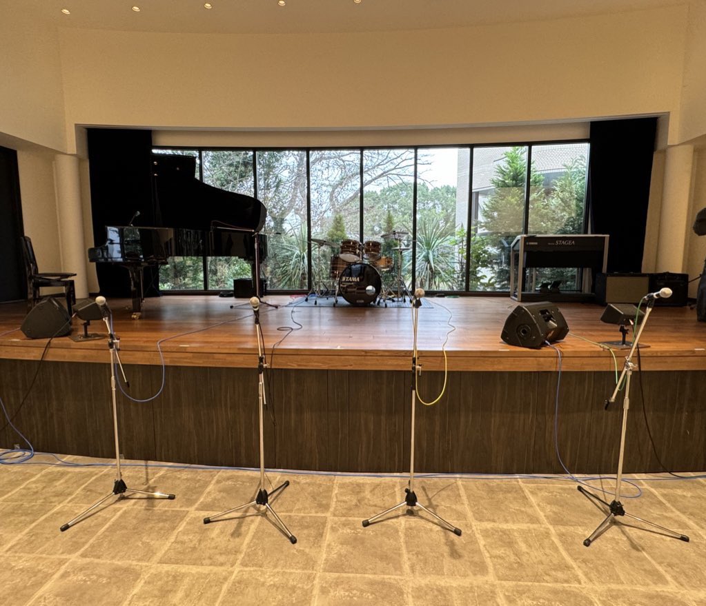 【お知らせ】第2回アフレコ体験会 開催！

今年も平成音楽大学の学園祭で
｢ #アフレコ体験会 ｣を開催します🎉

熊本の漫画家  #鹿子木灯 先生の「 #子飼商店街のこよみさん」 をお貸しいただきました！
日時は10/25(土)☞10:30から！

お申し込みはURL又はQRコードから！

forms.gle/MW8tR7WsqfGUd6…