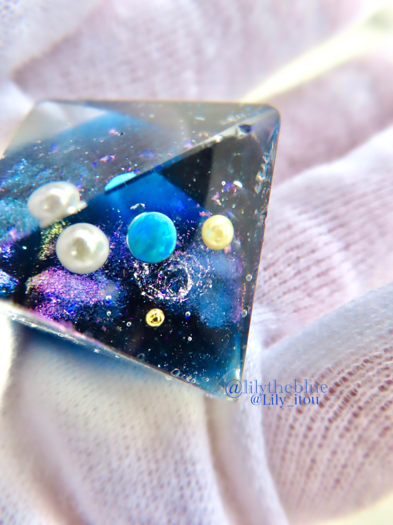 (専用)ハンドメイド作品 💎 . . . . . 一本一本、シルク糸を丁寧に巻いて仕上げた シルク