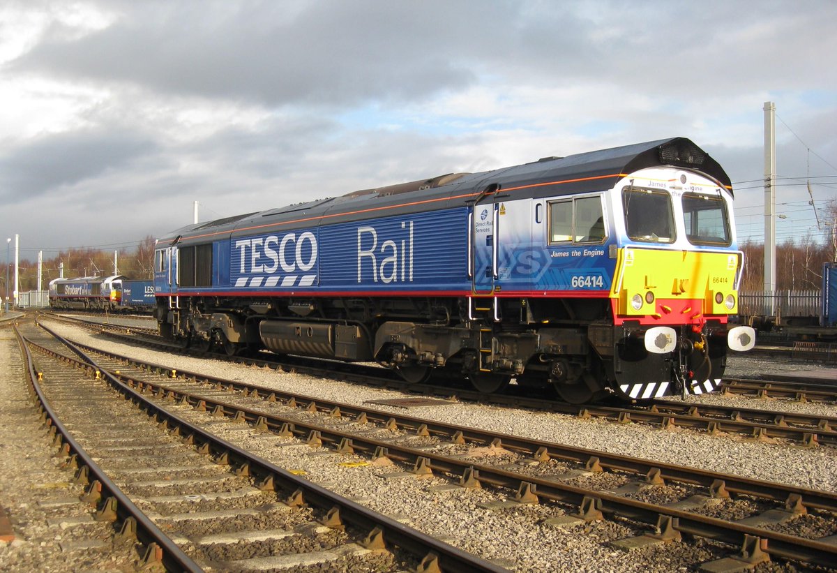 DRSgovuk's tweet photo. 2009: Flood recovery in Cumbria. Tesco to Inverness. Virgin rescue. New intermodal flows. 
Image: James the Engine
#DRS30Years #30yearsofDRS #30years https://t.co/iulgtHNPzj