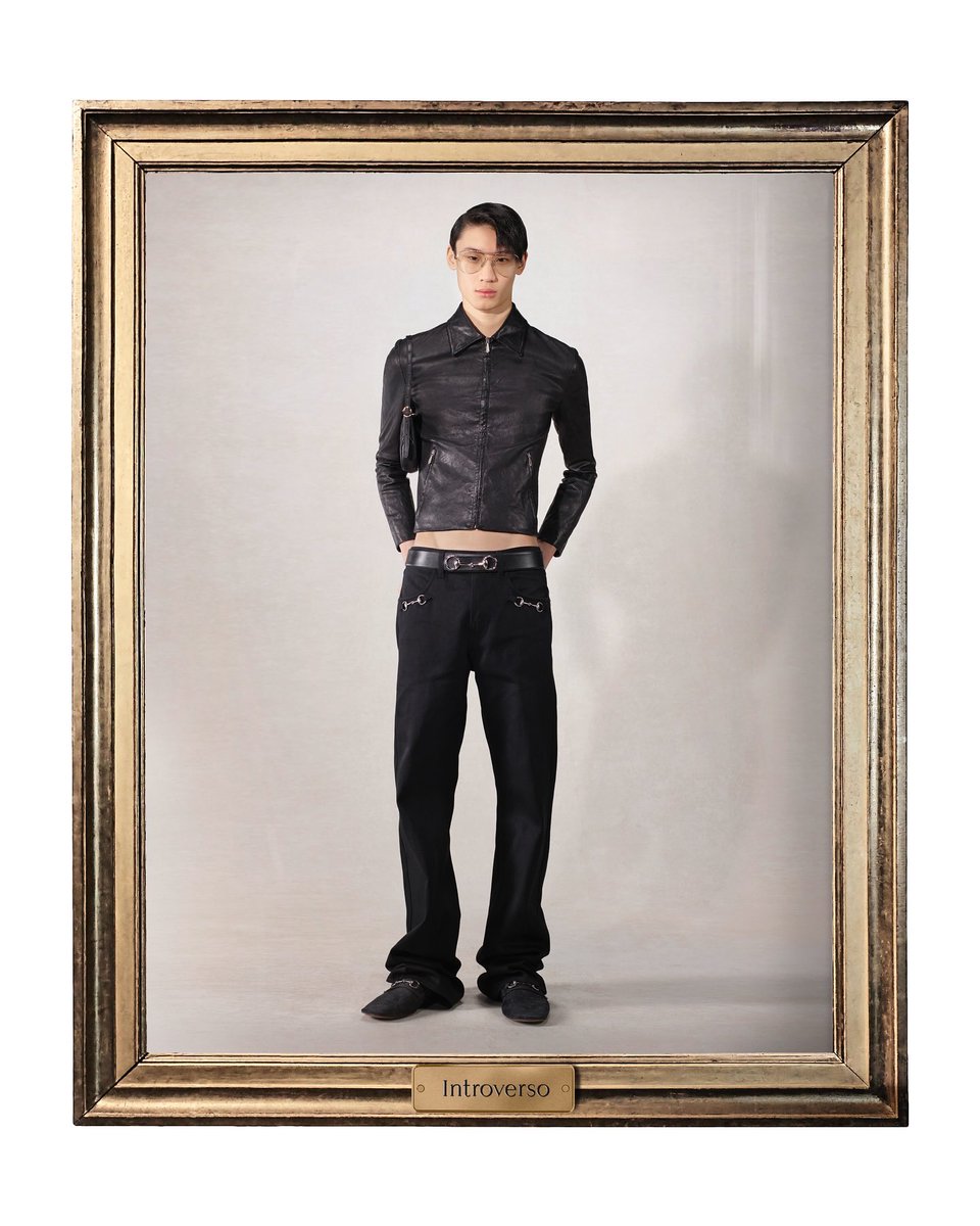 デムナGUCCI ワイドパンツは消えたけど丈長めのストレートパンツを