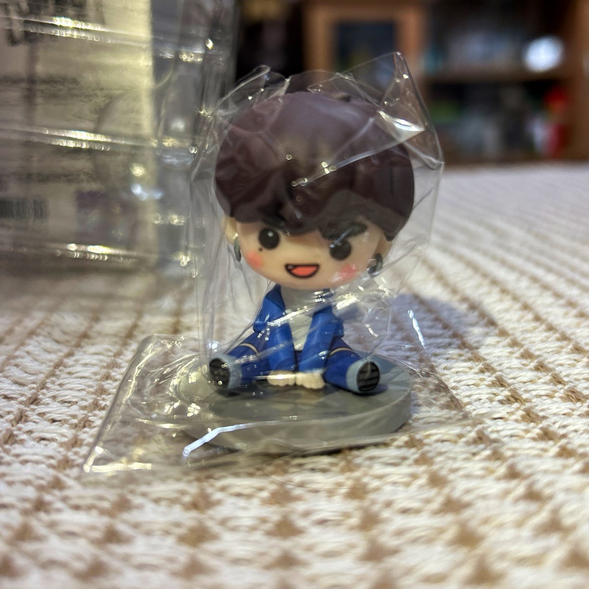 Jimixmin21's tweet photo. ปล่อยฟิกเกอร์ยูคยอม25Oรวมส่ง มารับน้องไปเลี้ยงหน่อยนะคะสภาพ80%เราแค่แกะน้องมาดูค่ะ
#ตลาดนัดgot7
#YUGYEOM https://t.co/ofJlmphjrZ