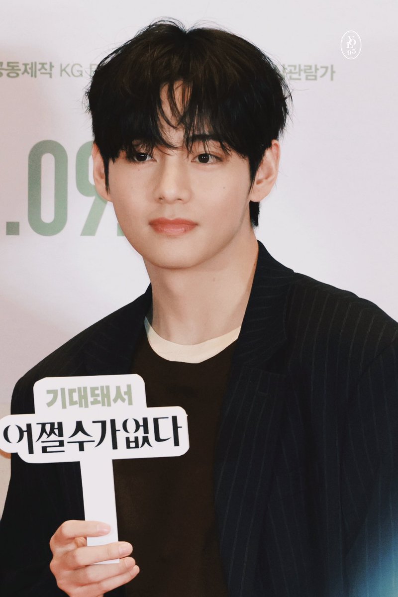 visionoflove_95's tweet image. 250922
🎬
#태형 #KimTaehyung #TAEHYUNG #BTSV #BTS #V #뷔