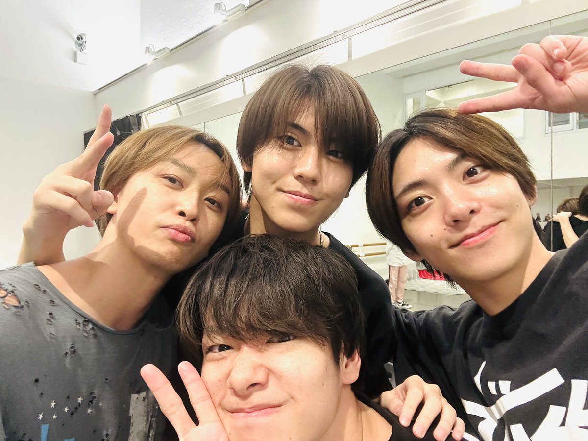 I’ve been surrounded by a lot of youthful energy🔥Today with B.B!

素敵な皆さんと日々過ごしているよ。
 
#ヒプステ #HypnosisMic