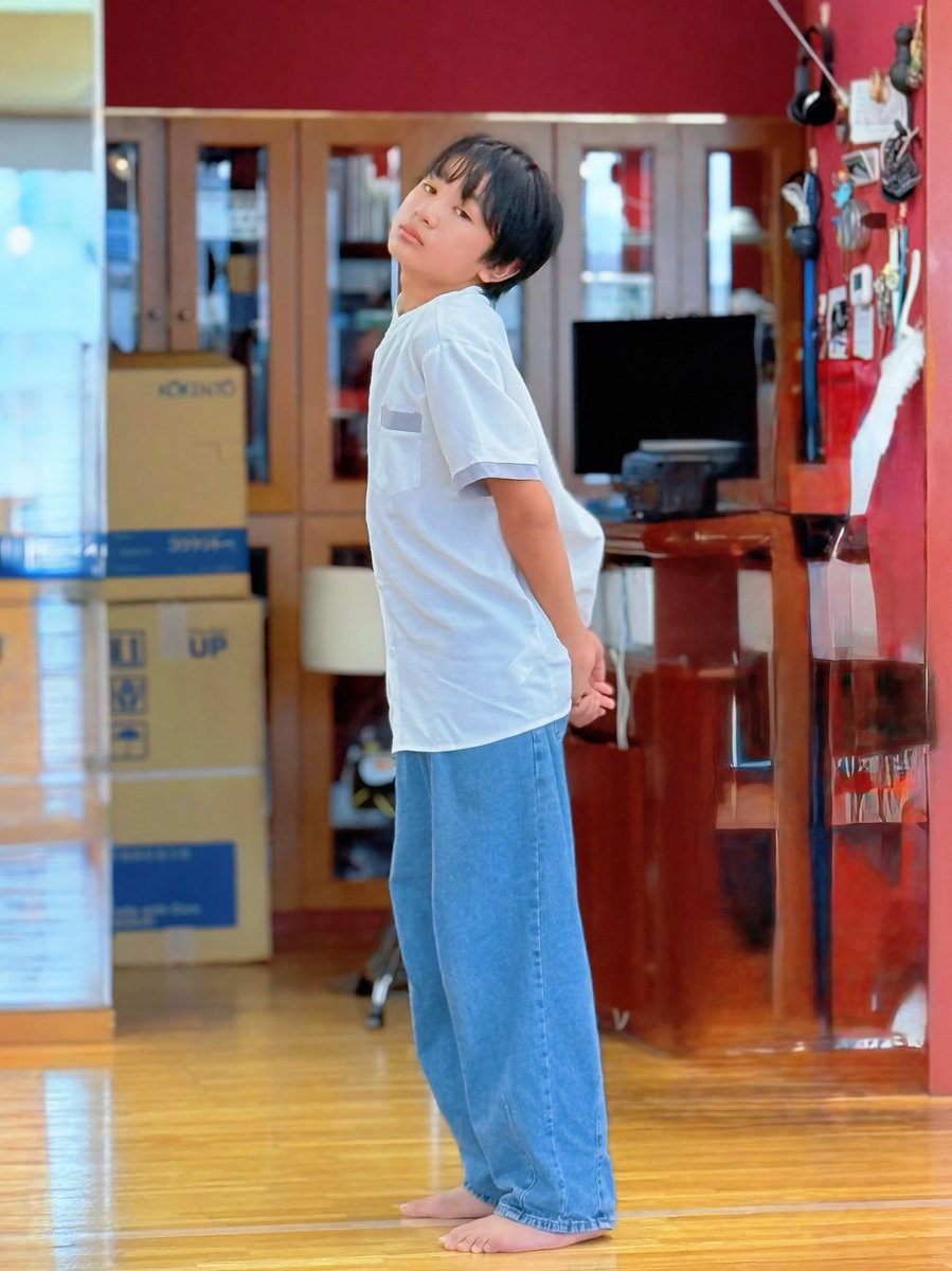あっ、目が合った！

 #ウォーキングレッスン  #ストレッチ 
 #小学6年生