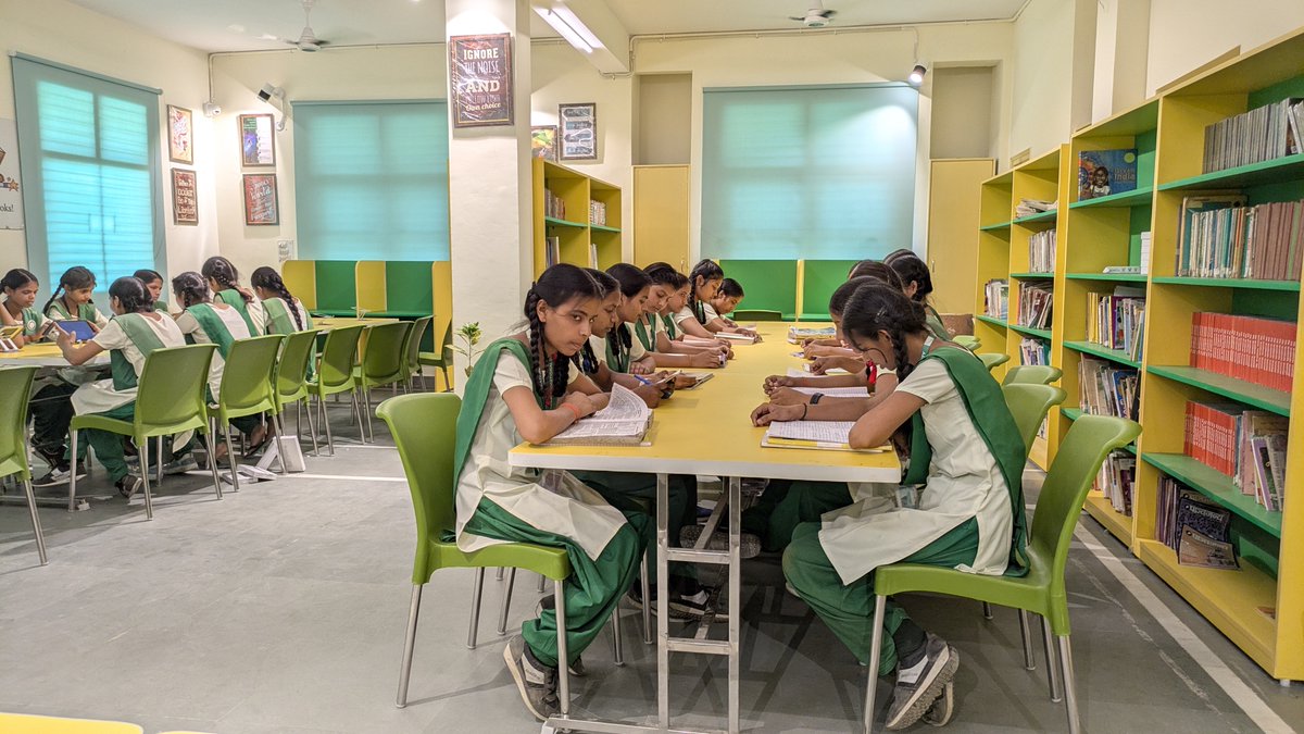 PardadaPardadi's tweet image. #Digitization | With support from SBI Cards, our new digital library equips rural girls with 50 tablets, 540+ books, e-resources & STEM tools—building confidence, digital skills & lifelong empowerment. #DigitalLearning #GirlsEducation #FutureReady