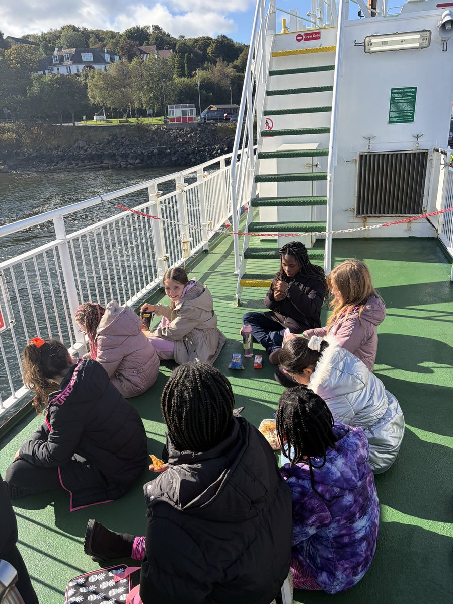 P7_SMOS's tweet photo. We are on our way to Ardentinny🌟

We loved our bus and boat journey!!

@SMOSPrimary https://t.co/VtToR1qOaj