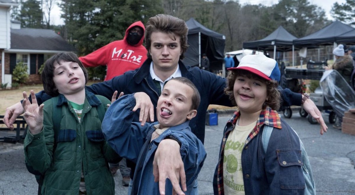 Updates_SThings's tweet photo. 'STRANGER THINGS' ends in 100 days… https://t.co/8ccCrehhP1