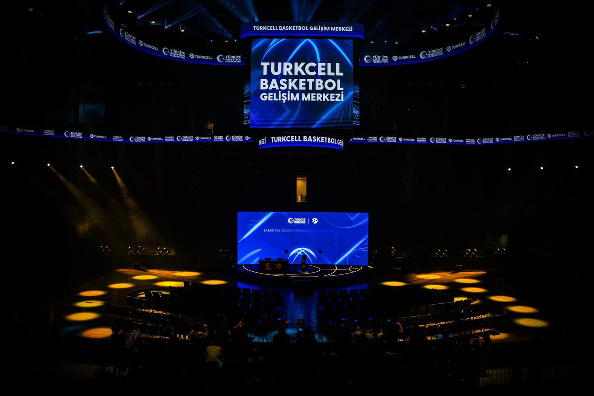 🇹🇷 Türk basketbolu için tarihi bir dönüm noktasındayız.

Turkcell’in isim sponsorluğuyla artık Turkcell Basketbol Gelişim Merkezi, sadece modern bir spor tesisi değil; gençlerimizin hayallerine kavuşacağı, ailelerimizin buluşacağı, kültür ve sanatın da yaşayacağı bir yaşam