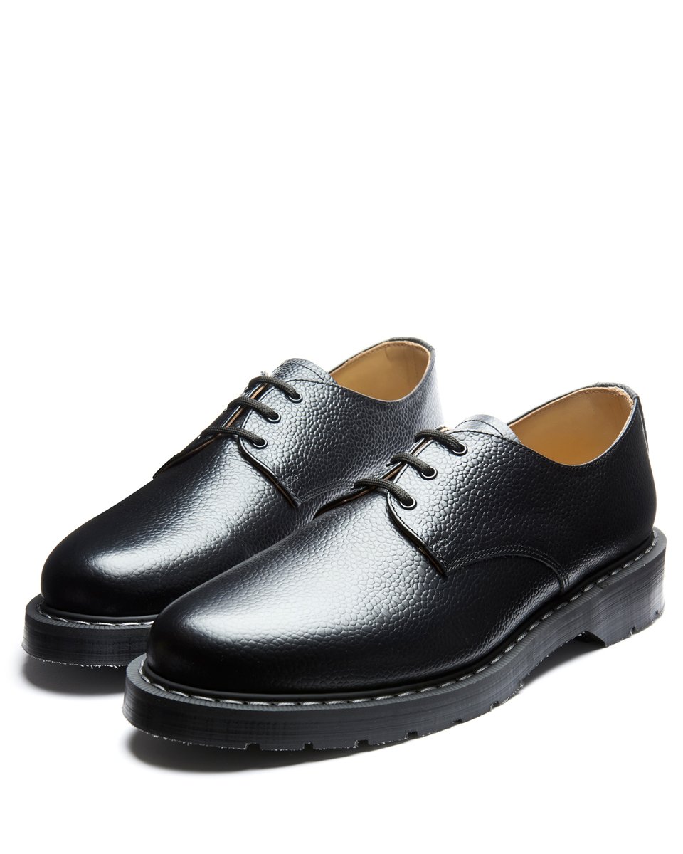 SolovairUK's tweet photo. COMING SOON

Incoming additions to the Solovair Classic and Vegan collections include new leathers in the Dealer Boot, Gibson Shoe and Penny Loafer.

Sign up - https://t.co/Q2Av6PpGgp https://t.co/yDrIfGMQTd