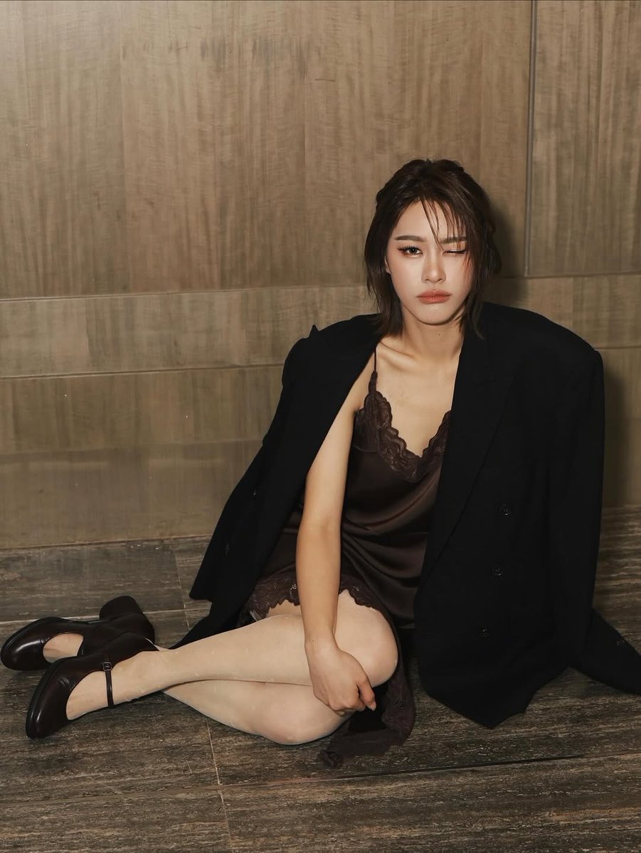 EmiBonnieTH's tweet image. [📸] emiamily — IG Post Update (220925)

🤠🤳 

@ecco #ECCO 
#ECCOTHAILAND
#emiamily