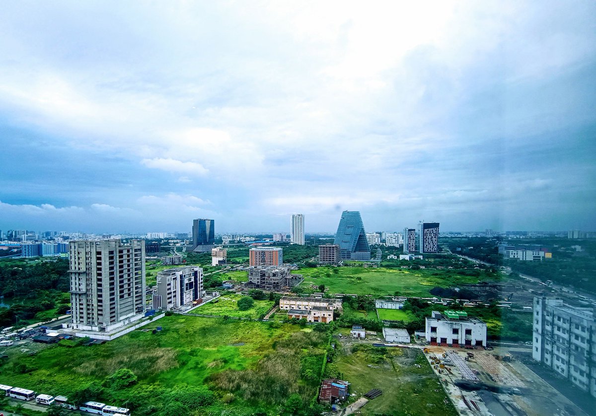 Could have been the Biggest Financial Hub, after BKC, Mumbai if this was a tax haven like GIFT.

Perks
- Vibrant Nightlife 
- Talent available in both IT and BFSI
- Good Public Transport 
- Airport: 20 minutes drive and connected via Metro