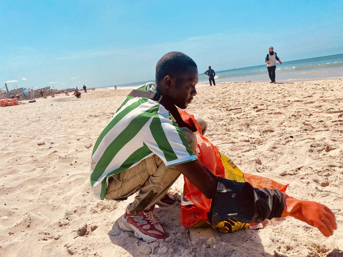 Medza Ndoye (@medzaproduction) on Twitter photo À Bargny <a href="/crac02/">Club de Reflexion d'Action Citoyenne (CRAC)</a> et l’Institution Islamique Sociale ont collecté 1 tonne de plastique en <3h pour le <a href="/WorldCleanupDay/">World Cleanup Day</a> Merci aux enfants, bénévoles @SonagedSn pour leur engagement.
L’action citoyenne change les choses #Environnement #PlasticPollution #EngagementCitoyen
#kebetu À Bargny <a href="/crac02/">Club de Reflexion d'Action Citoyenne (CRAC)</a> et l’Institution Islamique Sociale ont collecté 1 tonne de plastique en <3h pour le <a href="/WorldCleanupDay/">World Cleanup Day</a> Merci aux enfants, bénévoles @SonagedSn pour leur engagement.
L’action citoyenne change les choses #Environnement #PlasticPollution #EngagementCitoyen
#kebetu