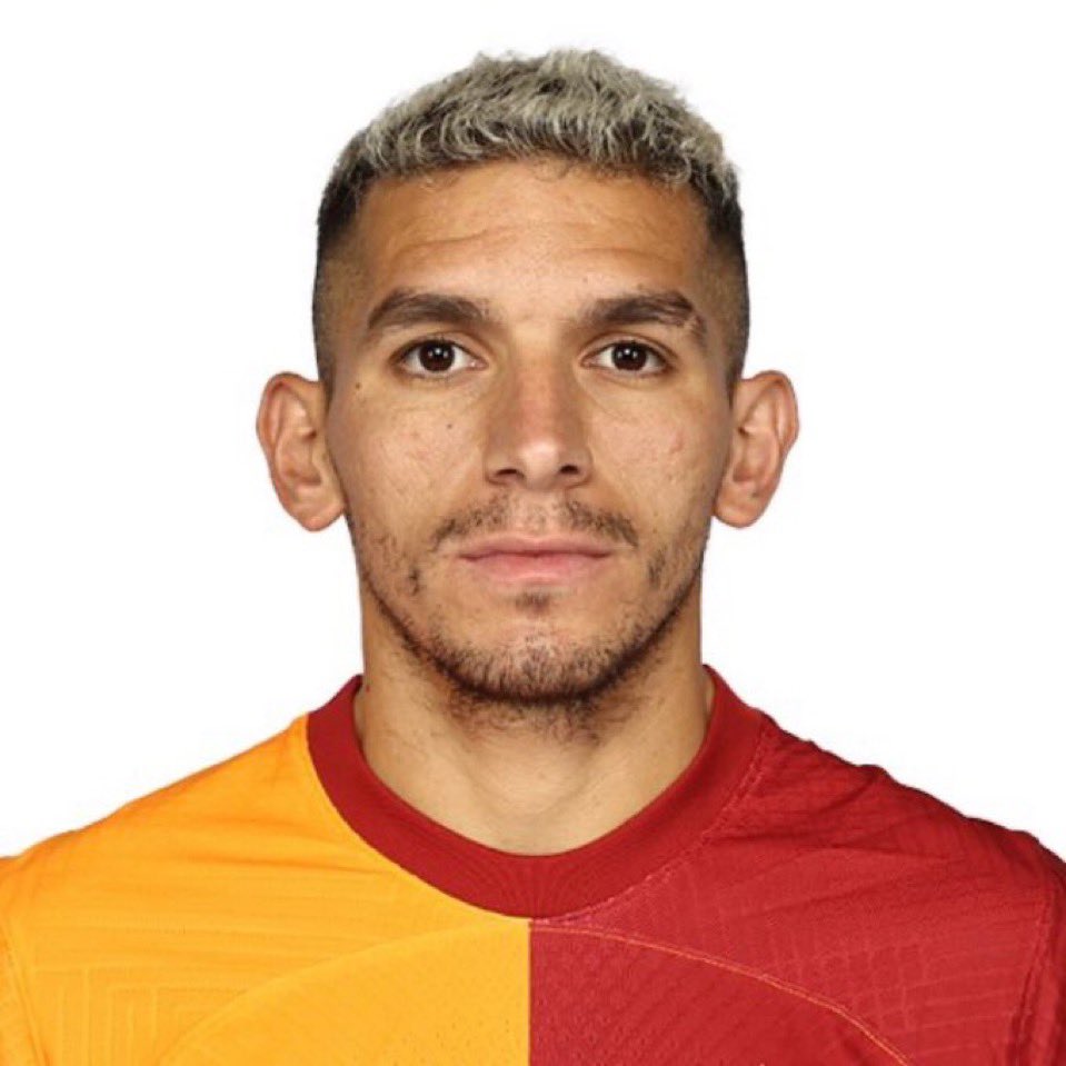 süper ligin en mide bulandırıcı oyuncusunu seçiyoruz

torreira