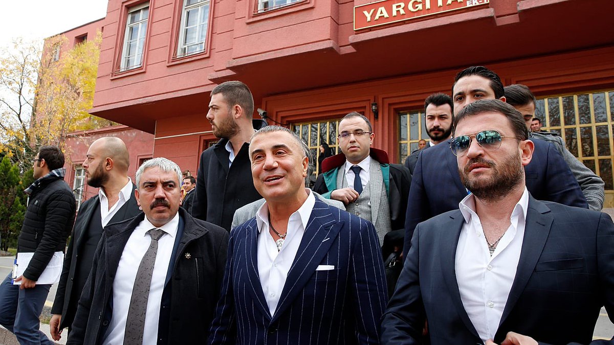 aytugefel39's tweet image. Eğilirsen Basamak,Dik Durursan Sığınak Olursun.

 REİS SEDAT PEKER

@sedat_peker 
#sedapal 
#BirUmutturYaşamak