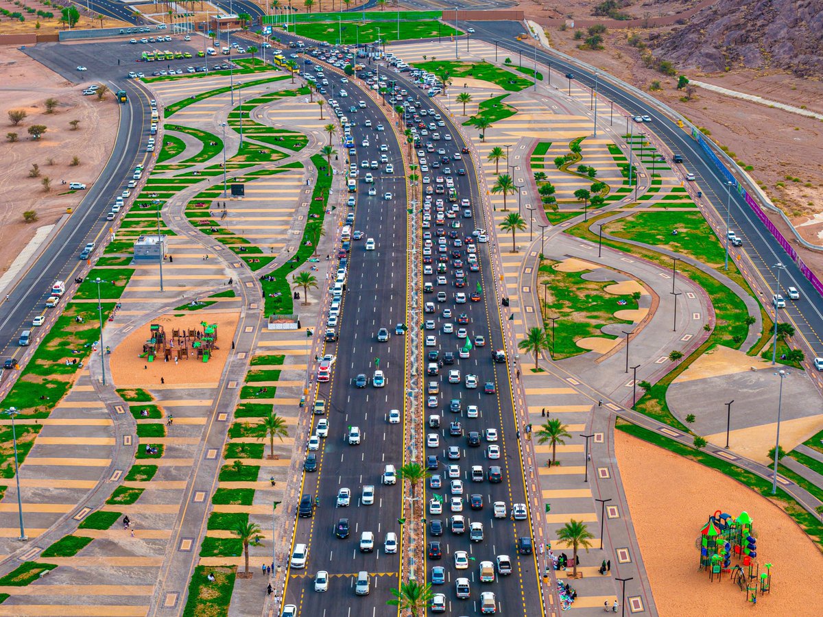 🇸🇦 | #عزنا_بطبعنا

الفرح في حائل اليـوم 
   عنوانه الوطن 💚

مسيرة وطن 🇸🇦
- المغواة📍

#اليوم_الوطني_95
#حائل_الأجمل
#أمانة_منطقة_حائل