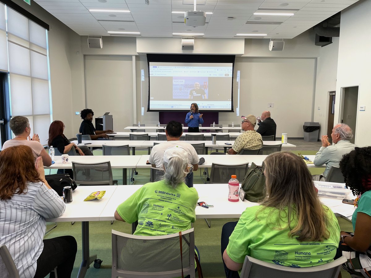 CharlestonVAHCS's tweet image. This past weekend @DeptVetAffairs partnered with the Keith Summey N. Charleston Library for Suicide: The Ripple Effect.
Screening &amp;amp; community panel
Voices from Veterans, faith, law enforcement &amp;amp; mental health
Together, we save &amp;amp; change lives.

#TheRippleEffect #SuicidePrevention